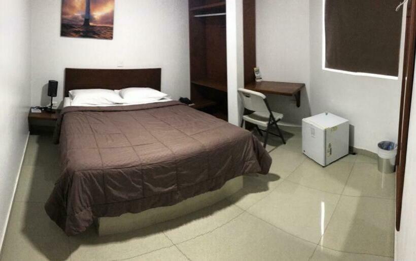 Standard Enkeltværelse, El Faro Buga