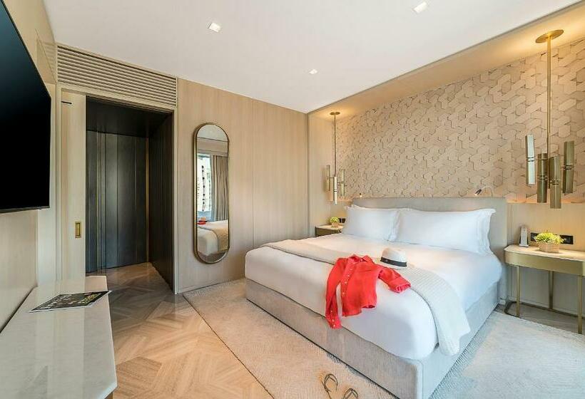 سوییت جونیور با چشم‌انداز شهر, Five Palm Jumeirah Dubai