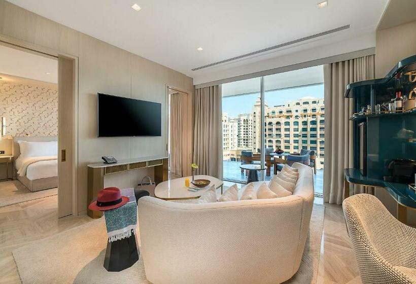 سوییت جونیور با چشم‌انداز شهر, Five Palm Jumeirah Dubai