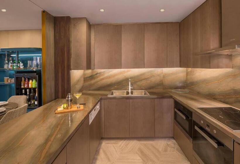 سوئیت دلوکس 2 خوابه, Five Palm Jumeirah Dubai