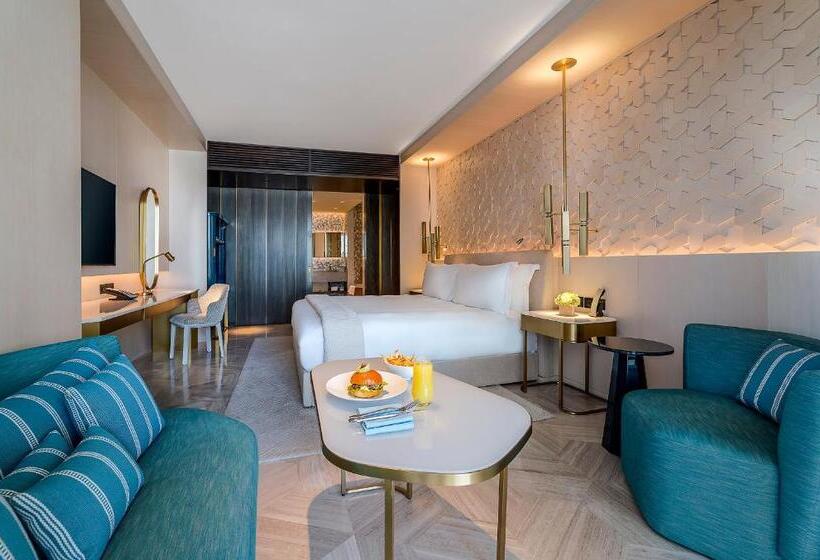 اتاق سوپریور با چشم‌انداز دریا, Five Palm Jumeirah Dubai
