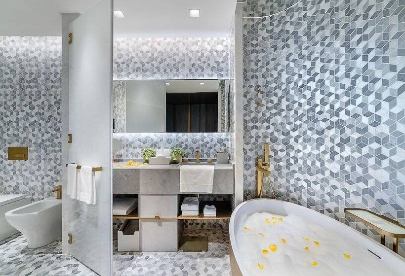 سوییت لوکس, Five Palm Jumeirah Dubai