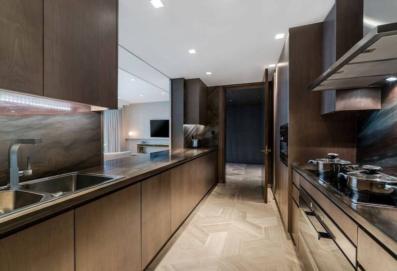 سوئیت دلوکس 2 خوابه, Five Palm Jumeirah Dubai