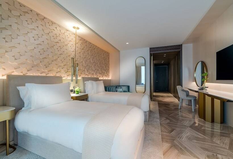 اتاق سوپریور, Five Palm Jumeirah Dubai