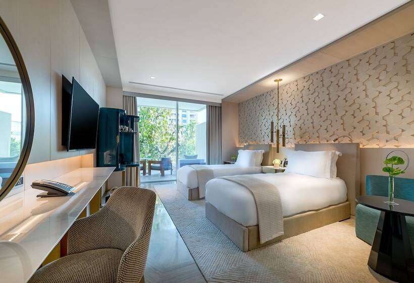 اتاق سوپریور, Five Palm Jumeirah Dubai