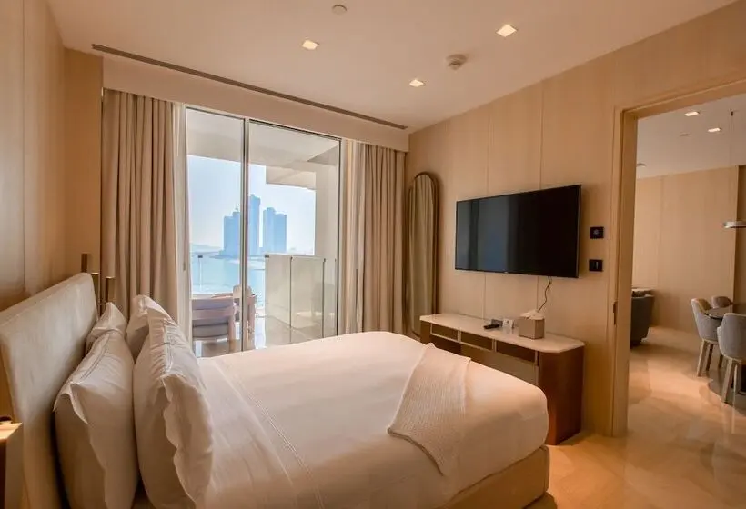 آپارتمان 2 خوابه با چشم‌انداز دریا, Five Palm Jumeirah Dubai