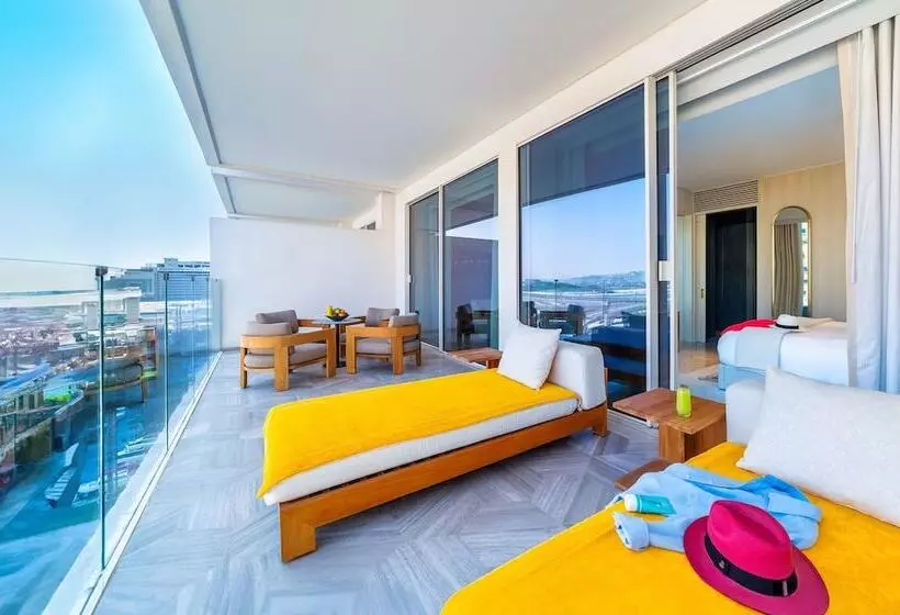 سوییت جونیور, Five Palm Jumeirah Dubai