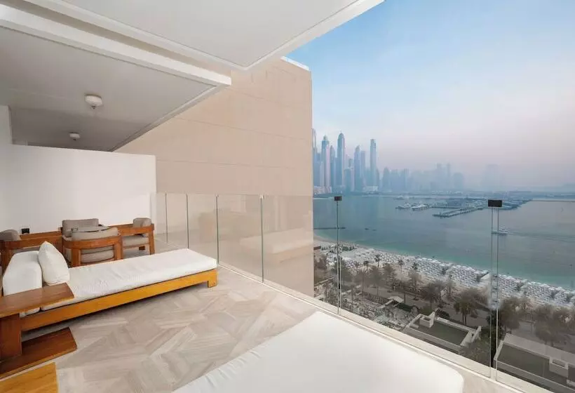 سوییت لوکس, Five Palm Jumeirah Dubai