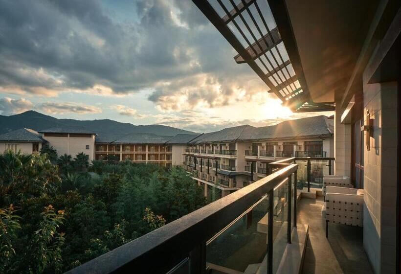 اتاق استاندارد با تخت بزرگ, Hualuxe Hotels & Resorts Kunming, An Ihg