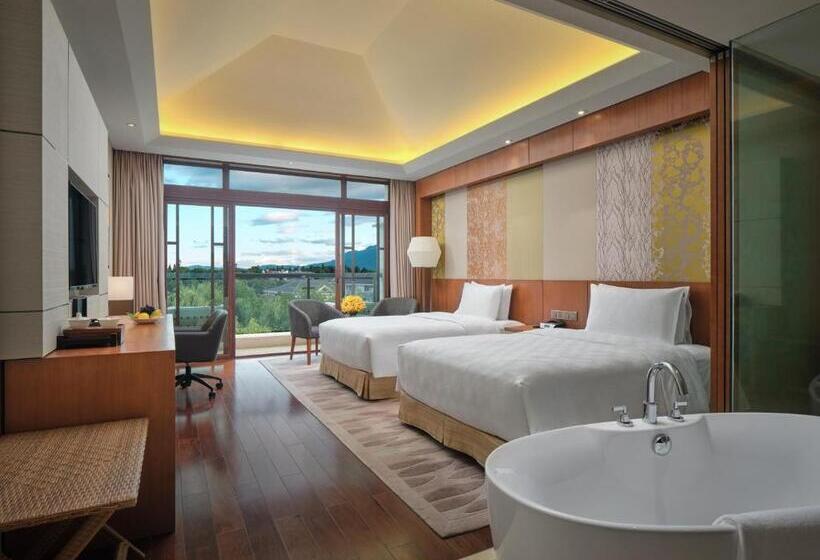 Номер Стандарт, Hualuxe Hotels & Resorts Kunming, An Ihg