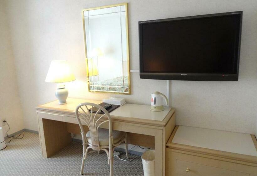 Номер Deluxe, Kyu Karuizawa Hotel Otowa No Mori