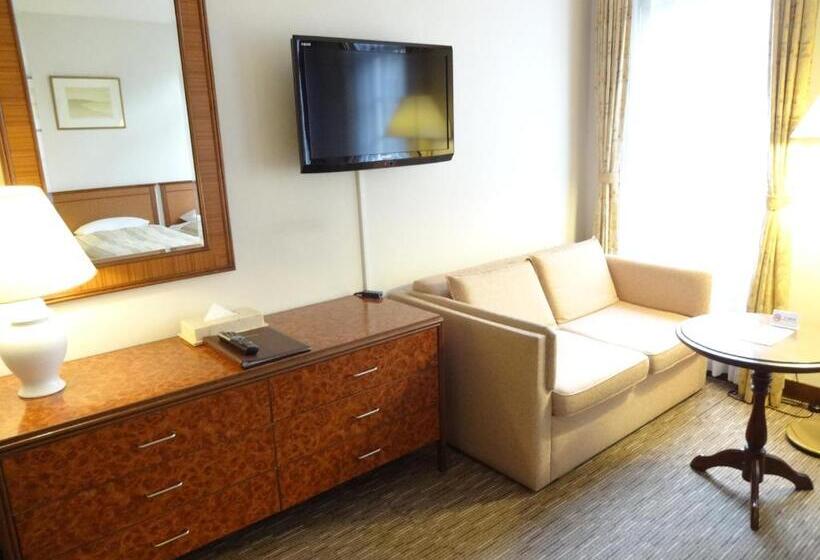 غرفة قياسية ثلاثية, Kyu Karuizawa Hotel Otowa No Mori