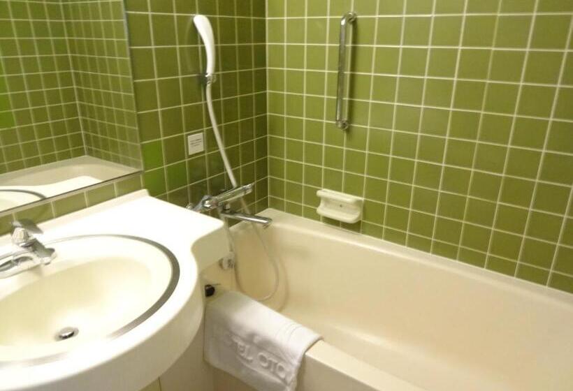 غرفة قياسية ثلاثية, Kyu Karuizawa Hotel Otowa No Mori