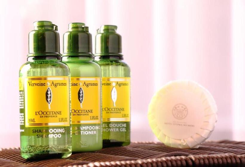 جناح, Kyu Karuizawa Hotel Otowa No Mori