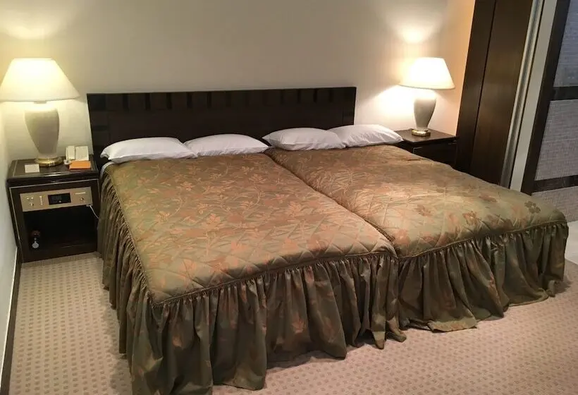 Royal-sviitti, Kyu Karuizawa Hotel Otowa No Mori