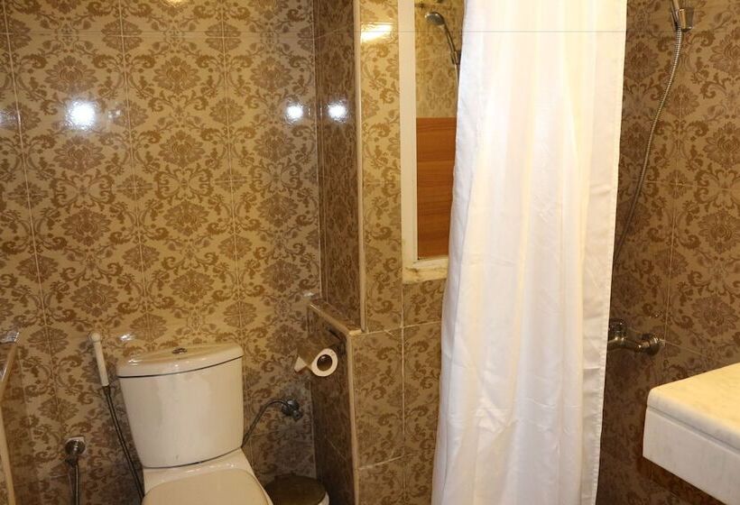 四人标准间, Mariana