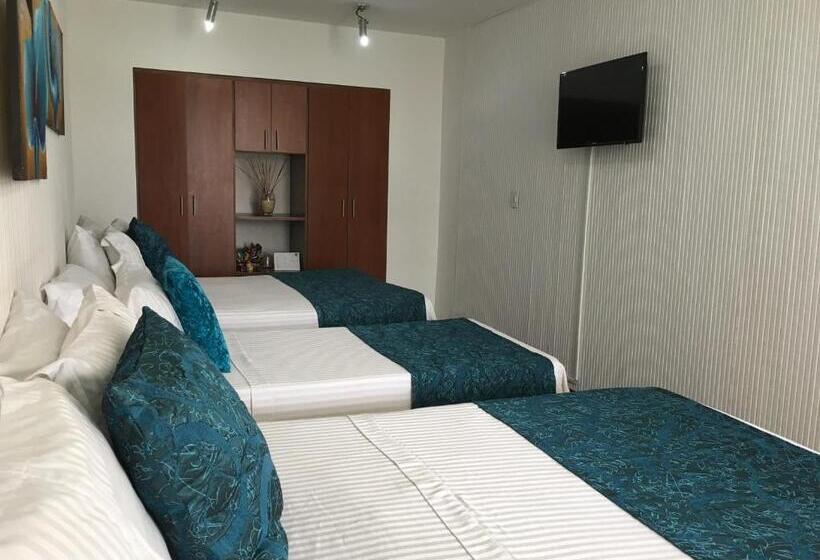 スタンダード4人部屋, Regine S Manizales