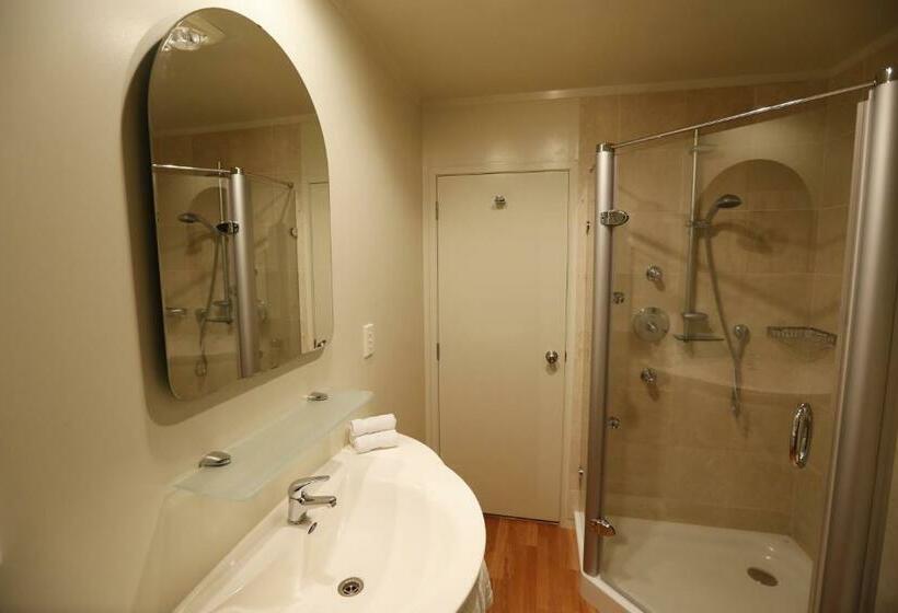 בקתת חדר, Rocky Mountain Chalets Ohakune