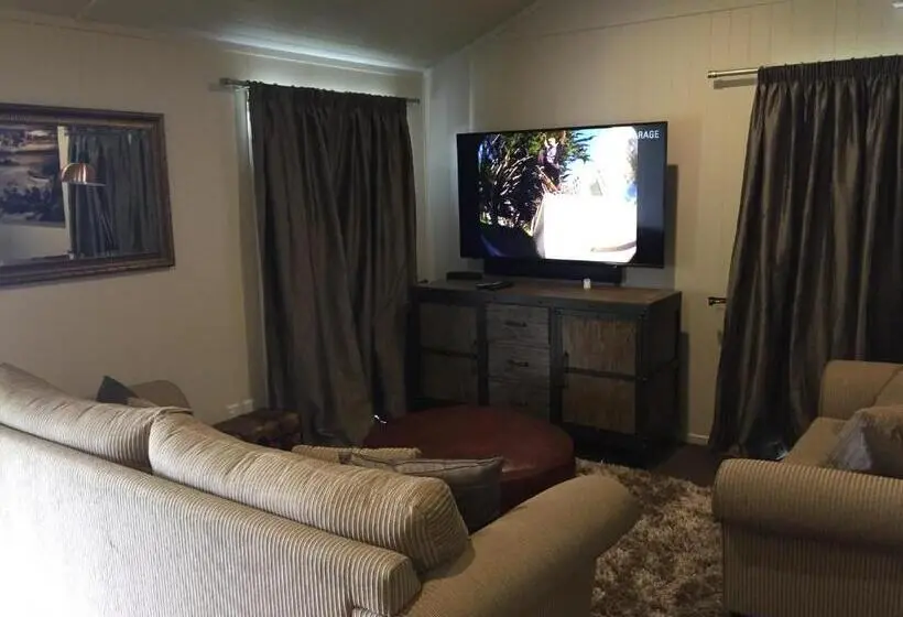 シャレー・デラックス1寝室, Rocky Mountain Chalets Ohakune