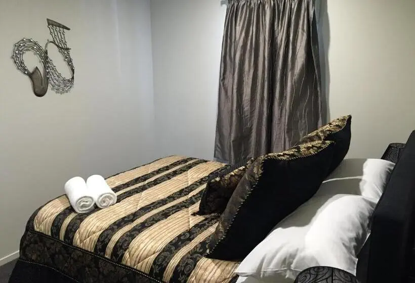 シャレー・デラックス1寝室, Rocky Mountain Chalets Ohakune