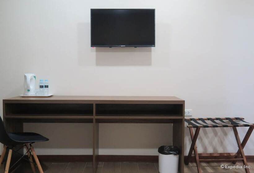 اتاق لوکس سه تخته, S Hotel & Residences