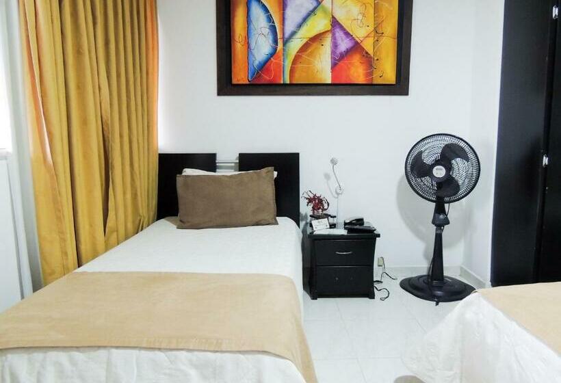 Номер Стандарт Трехместный, San Martin