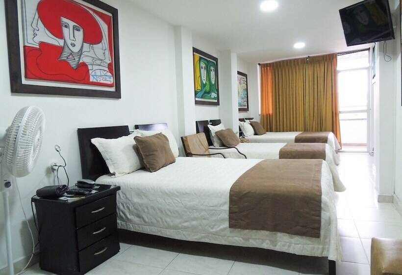 Четырехместный Номер Стандарт, San Martin