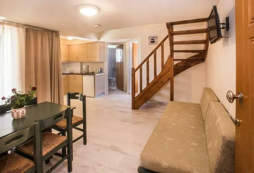 ドゥプレックスルーム, Mythos Beach Hotel Apartments