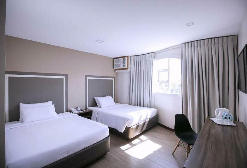 اتاق لوکس سه تخته, S Hotel & Residences