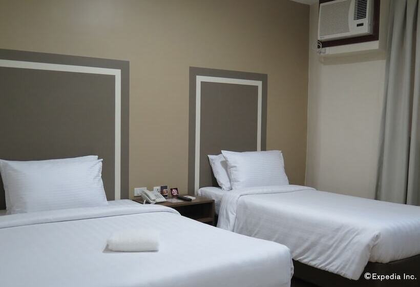 اتاق لوکس سه تخته, S Hotel & Residences