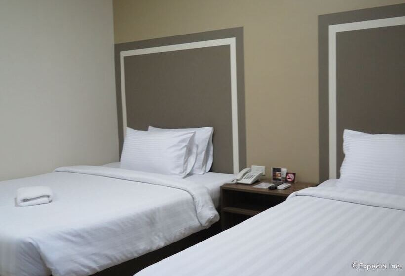 اتاق لوکس سه تخته, S Hotel & Residences