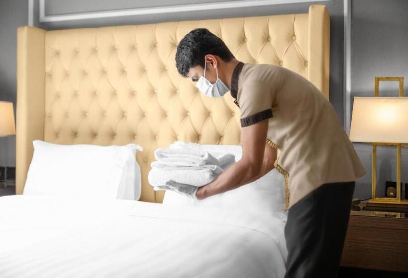 可观山景的小型套房, Suknai Royal