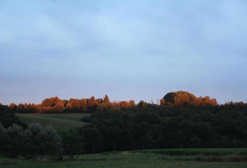 Номер Стандарт Вид на Сад, B&b Le Relais De Chantecor