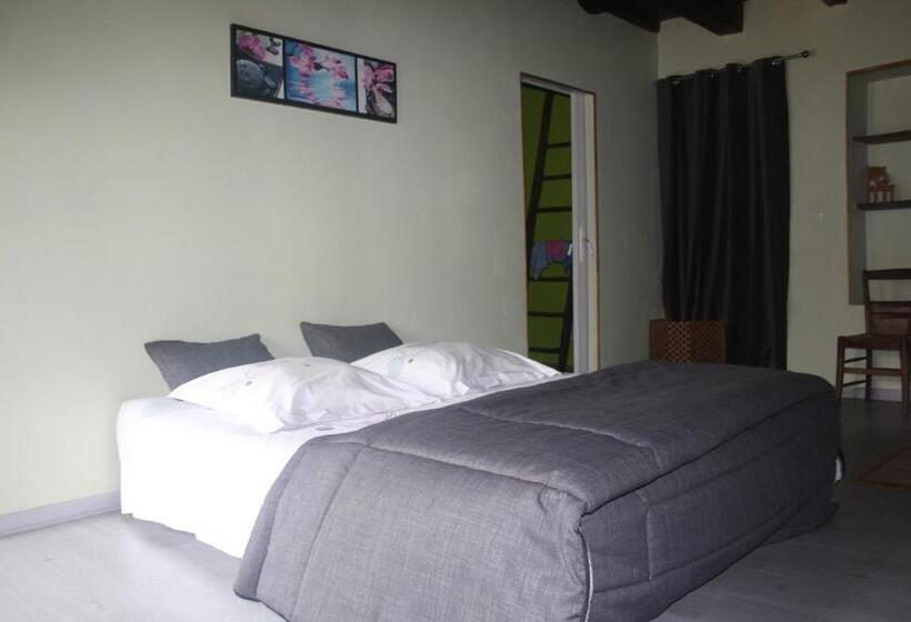 Семейный Номер, B&b Le Relais De Chantecor