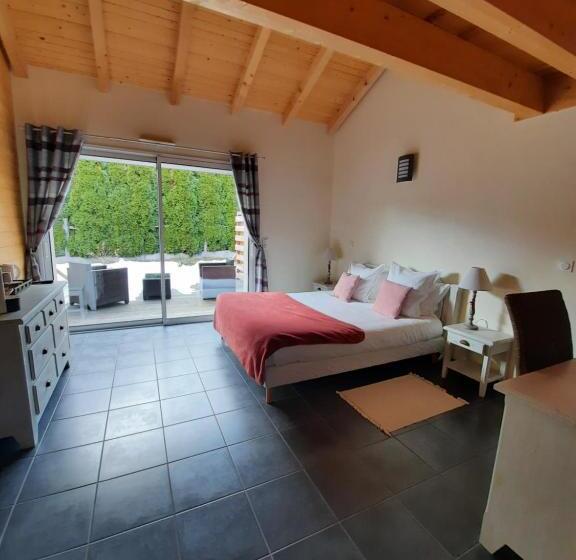 Номер Стандарт с Террасой, Au Cœur Des Lacs Chambres D Hôtes