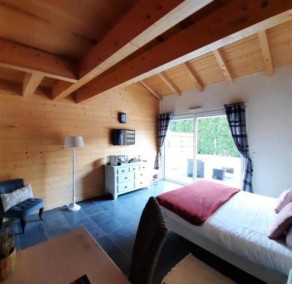 Номер Стандарт с Террасой, Au Cœur Des Lacs Chambres D Hôtes