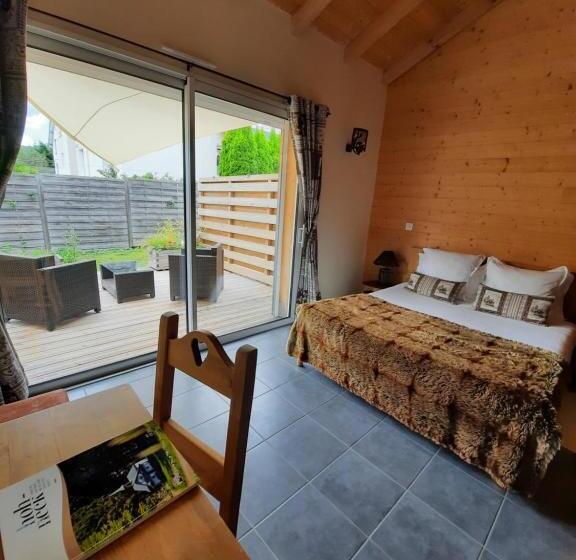 Номер Стандарт с Террасой, Au Cœur Des Lacs Chambres D Hôtes