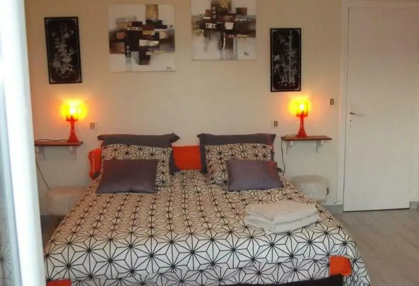 スタンダードルーム, Chambres D Hôtes Le Belvédère