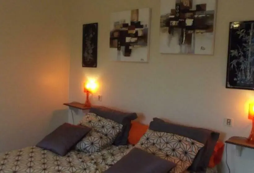 スタンダードルーム, Chambres D Hôtes Le Belvédère