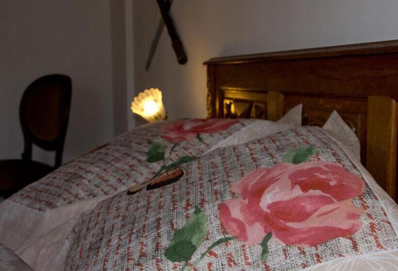 标准间, Châtelet Camelot