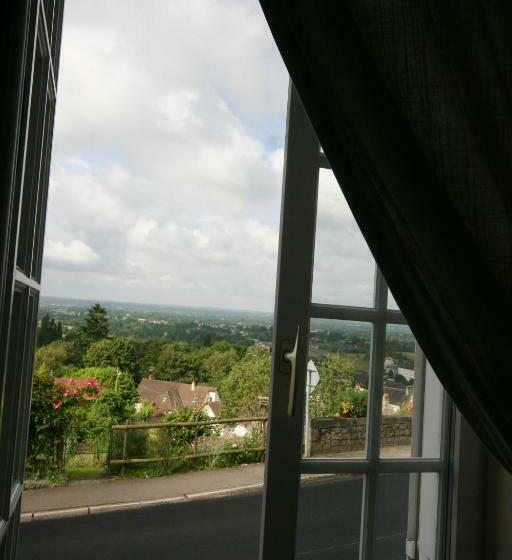 标准单人间, Domfront Numero Cinq