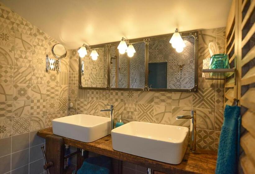 Трехместный Номер Комфорт, La Barillerie