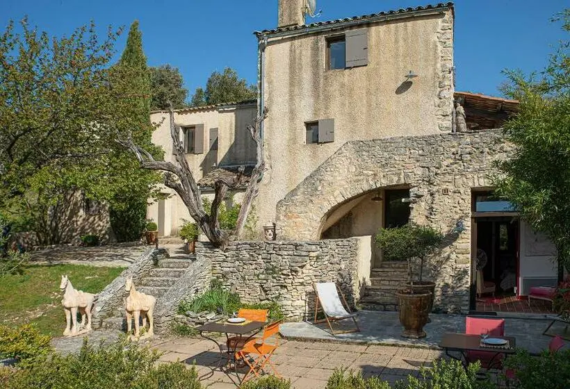 スーペリアールーム, Le Clos Des Amandiers