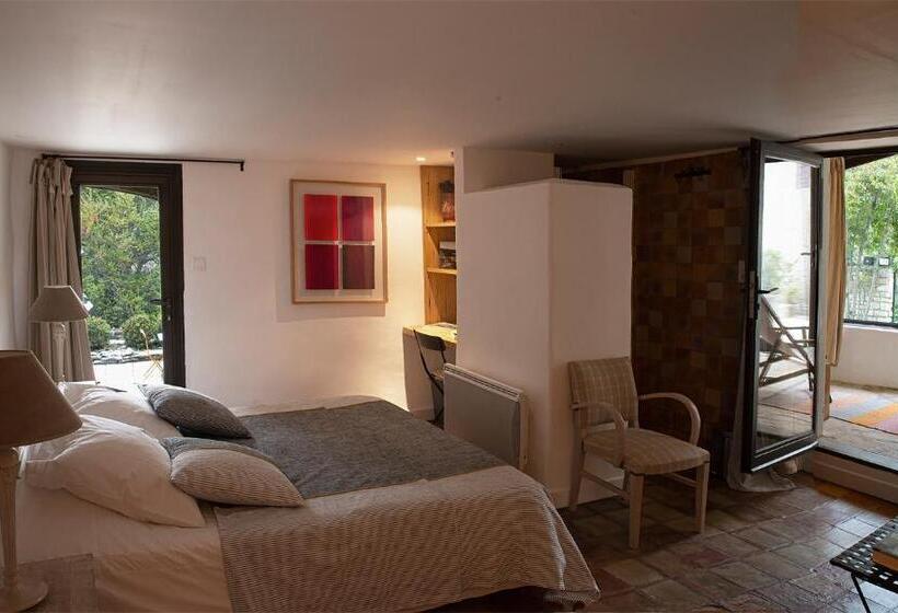 Студия Стандарт, Le Clos Des Amandiers