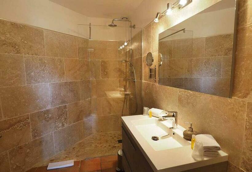 Люкс Повышенной Комфортности, Le Clos Des Cyprès Maison D Hôtes De Charme & Diner Gourmet