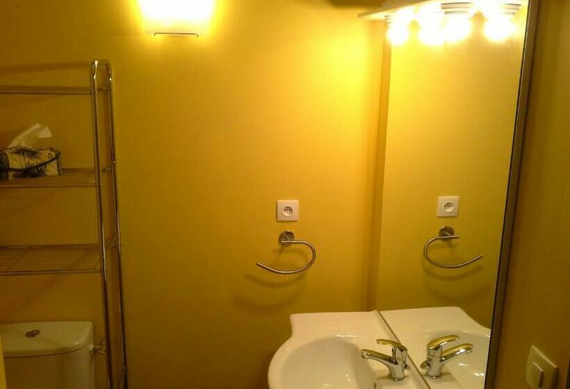 חדר קלאסי, Millot Conilhac