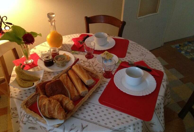 套房, Suite Sainte Anne