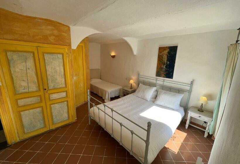 اتاق خانوادگی با چشم‌انداز کوه, Casa Musicale