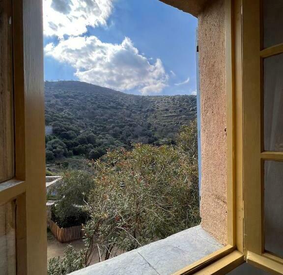 اتاق استاندارد با چشم‌انداز کوهستان, Casa Musicale