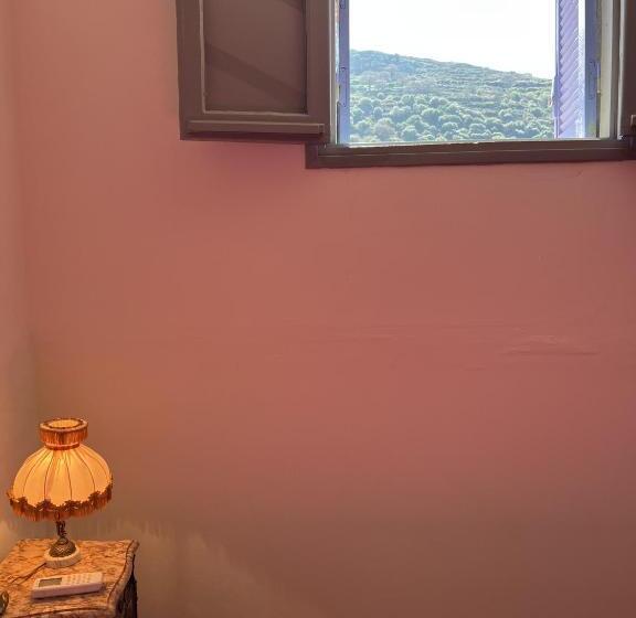 اتاق استاندارد با چشم‌انداز کوهستان, Casa Musicale